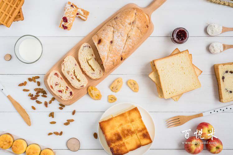 做面包为什么一定要用黄油,加黄油有什么作用？